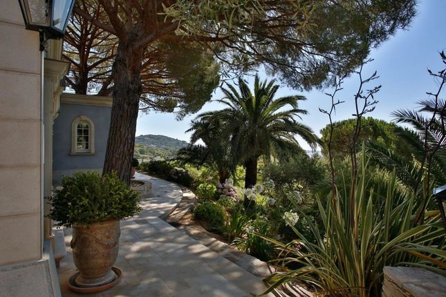 Villa for sale in Grimaud, St. Tropez, Grimaud Area, French Riviera