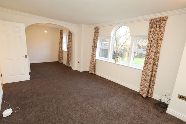 Denefield Place, Flat 3, Sandwich Road, Manchester photo 2
