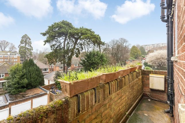 21 Withdean Court London Road, Brighton photo 4