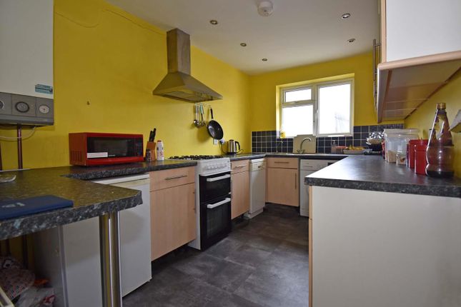 Flat for sale in Hunts Pond Road, Fareham