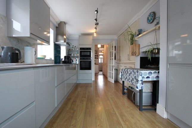 27, Herschell Square, Deal photo 4