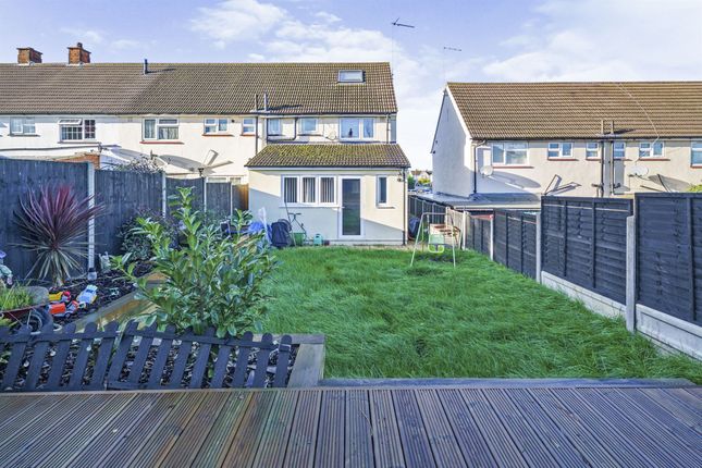 Thumbnail Semi-detached house for sale in Parkfields, Roydon, Harlow