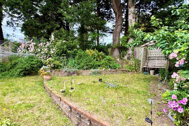 21, Wisbech Way, Hordle photo 2