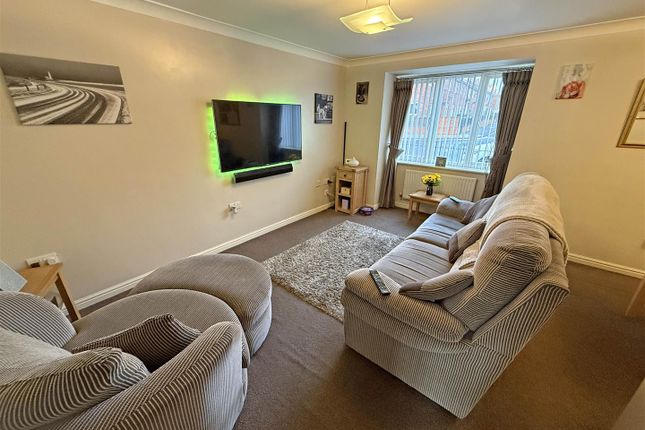 7, Dockwray Close, North Shields photo 2