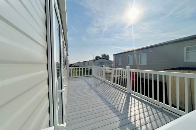 St Osyth Beach And Martello Beach, Clacton-on-Sea photo 3