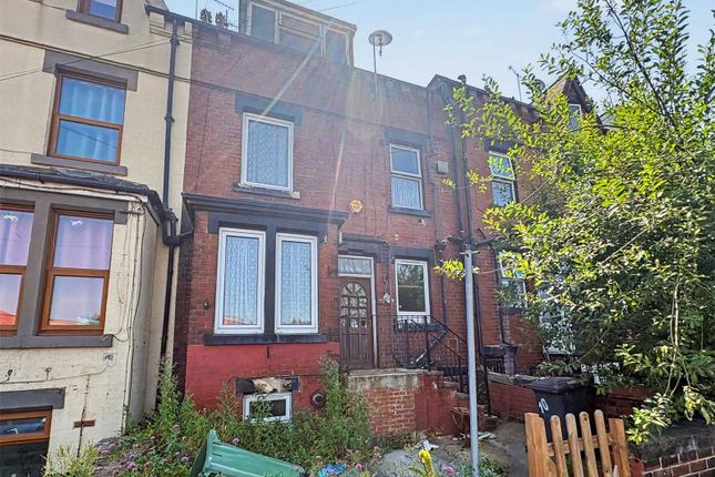 3-bed terraced on 10, Fairford Avenue, West Yorkshire, £75,000