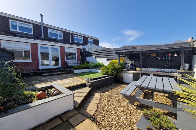 3, Hawkhurst Court, Porthcawl photo 2