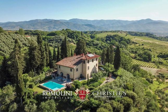 Thumbnail Villa for sale in Terranuova Bracciolini, 52028, Italy