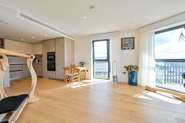 Westmont Apartments, White City photo 2