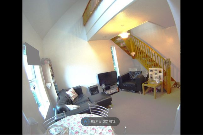 Alterton Close, Woking photo 4