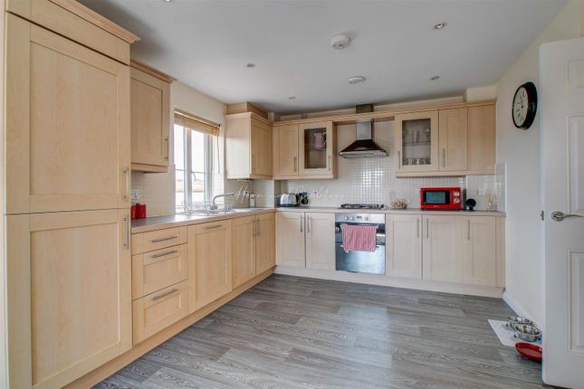 Flat for sale in Ffordd James Mcghan, Cardiff