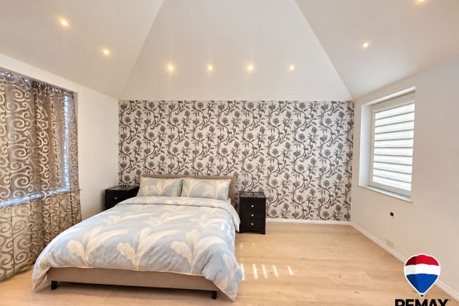 30 Urswick Road, Urswick Road, Dagenham photo 2