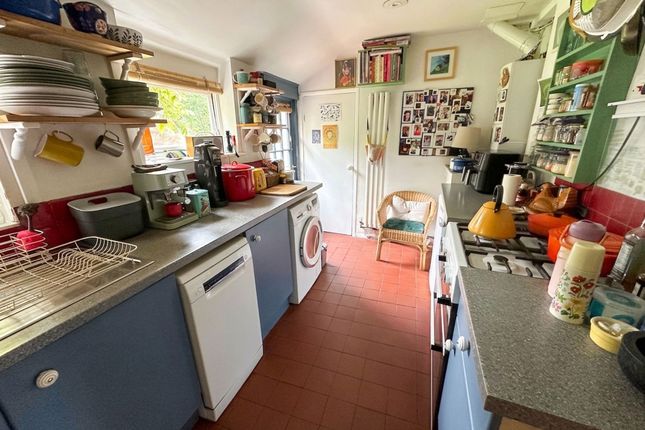16 Mutton Row, Penryn photo 4
