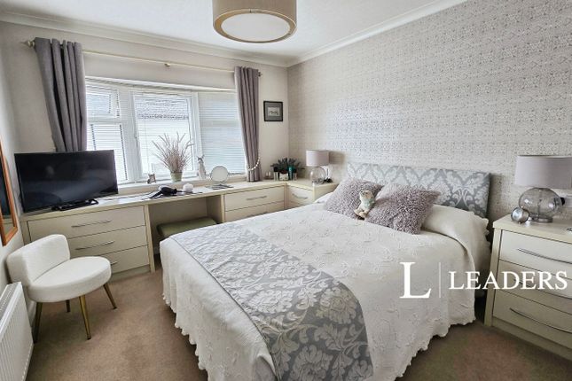 5, Ebrington Close, Broadway photo 4