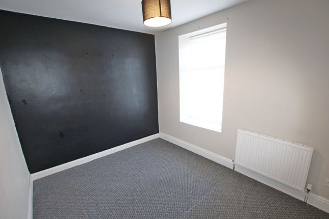 6, Albert Terrace, Bacup photo 4