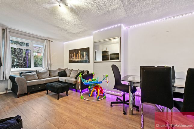 7, Chadwick Road, London photo 3