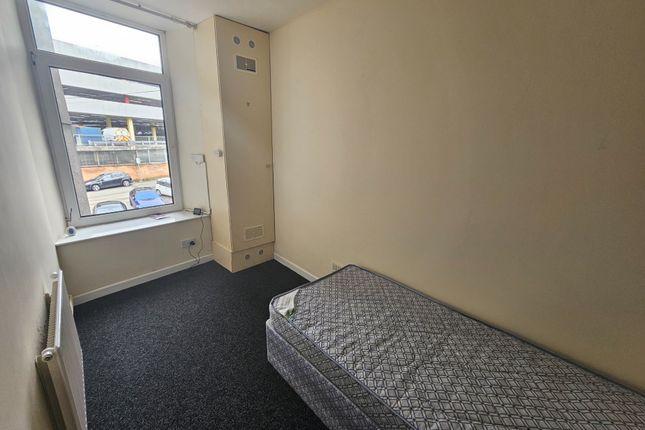 22a Cowell Street, Llanelli photo 2