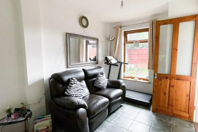 63, Cloudwood Close, Derby photo 3