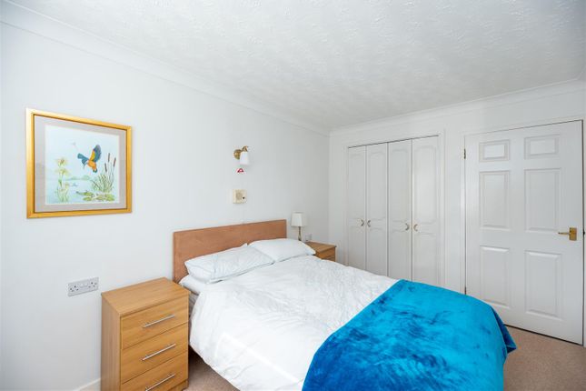 Flat for sale in St. Helens Road, Swansea