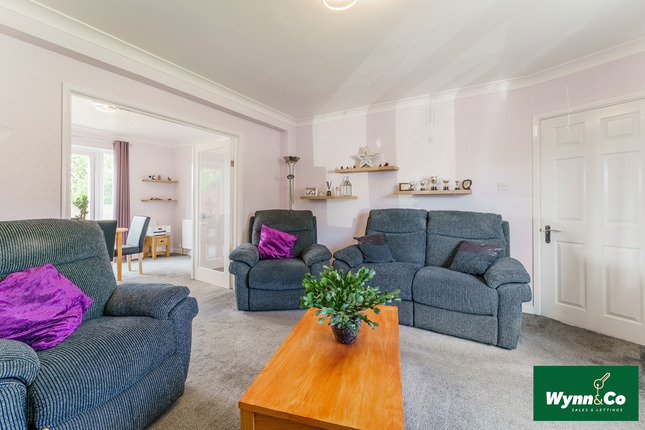 10, Haigh Croft, Barnsley photo 4