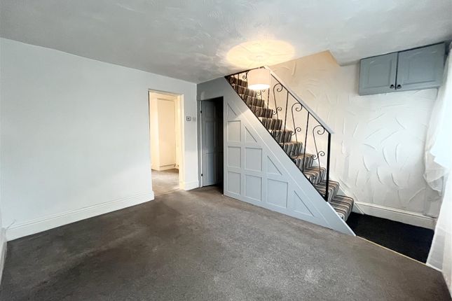 25, Willow Street, Congleton photo 2