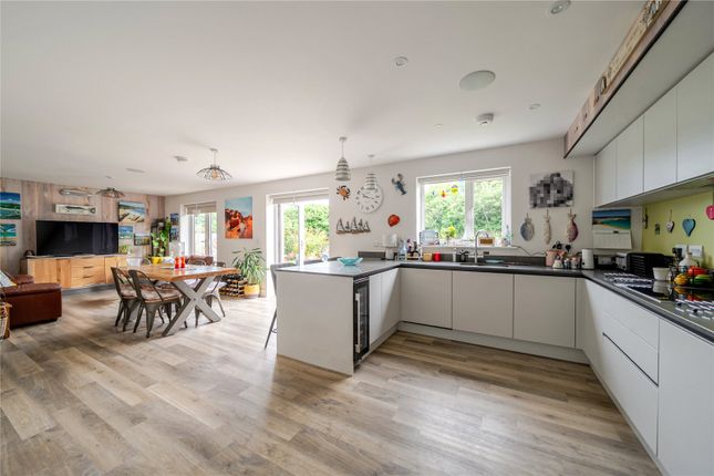 14, Halwyn Avenue, Newquay photo 3