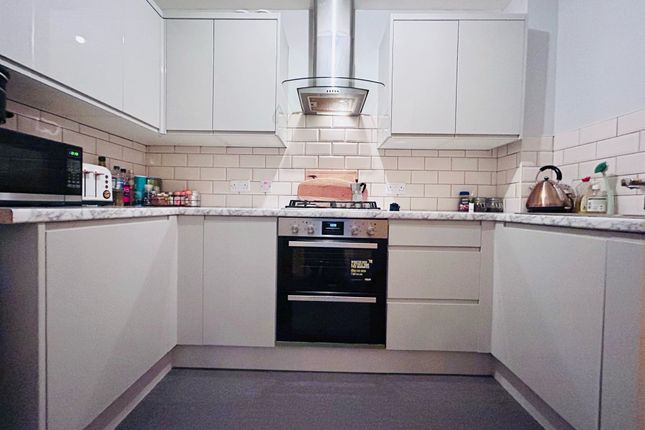 47, Milton Keynes photo 4