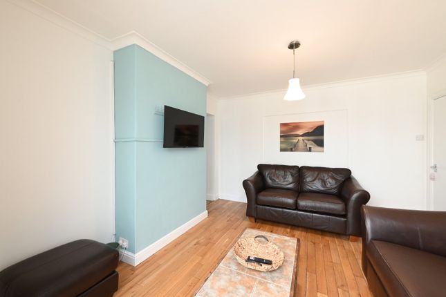 12, Green Dykes Lane, York photo 4
