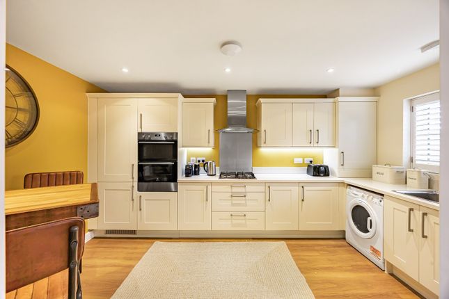 41, Mercer Way, Tetbury photo 3
