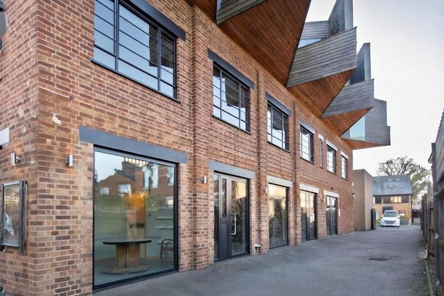 Flat 1, Talent Factory Apartments, 8-12 Barmeston Road, London photo 4