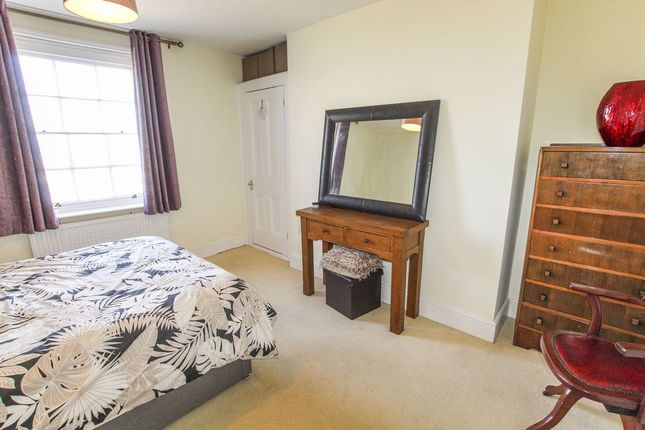 Flat for sale in Dolphin Court, Central Parade, Herne Bay