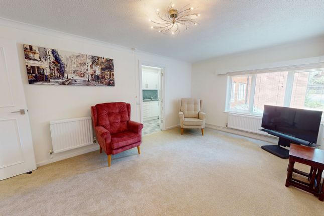 12, Guardian Court, Charlton Kings, Cheltenham photo 3