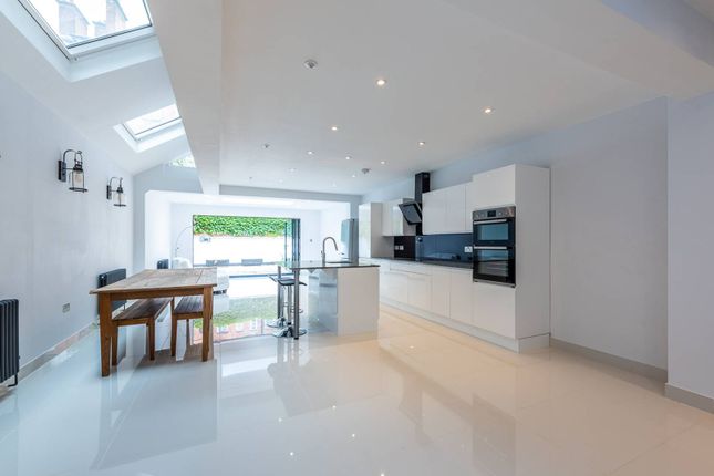 Thumbnail Property for sale in Sedlescombe Road, Fulham, London