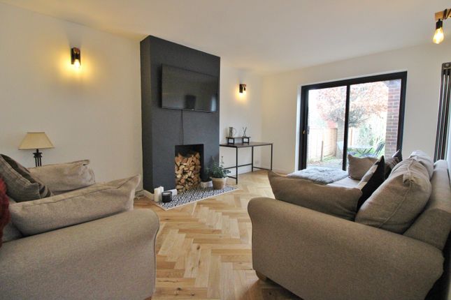 18, Seafield Road, Fareham photo 2