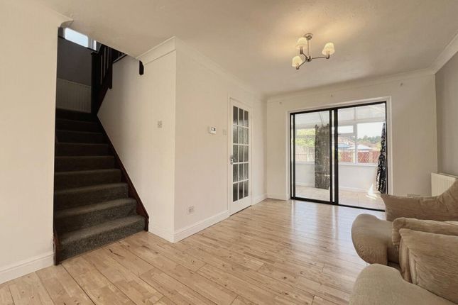 13, Augusta Close, Cambridgeshire photo 4