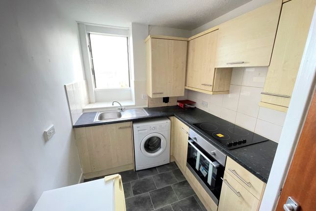 1L, 13C, Forest Park Road, Dundee photo 4