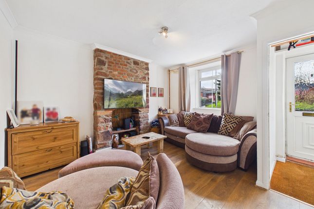 55 East Street, Crediton photo 3