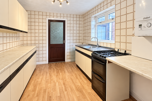 Willows Lane, Bolton photo 4