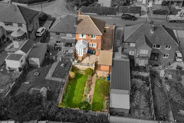 13, March Vale Rise, Doncaster photo 2