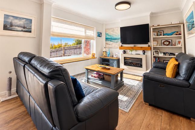 25, Jute Close, Fareham photo 2