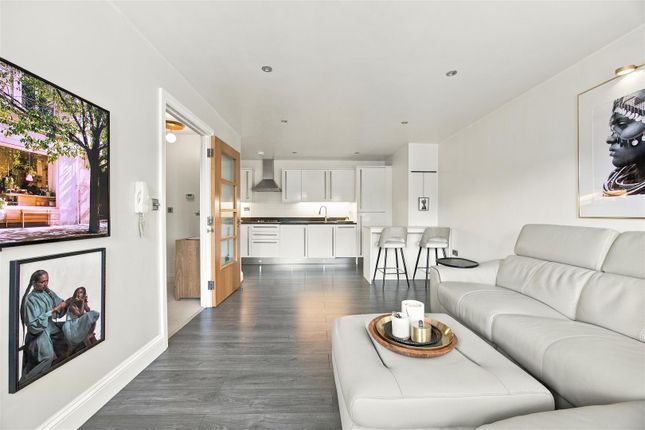 15B, Fairfield Road, Uxbridge photo 4