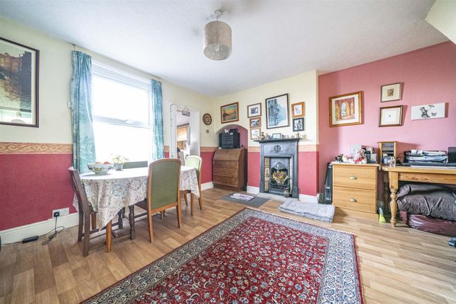 6, James Street, Weymouth photo 4