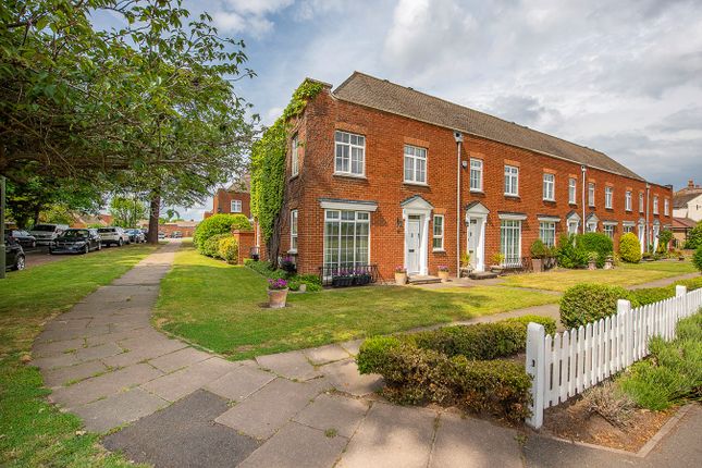 Thumbnail End terrace house for sale in Mulberry Trees, Shepperton