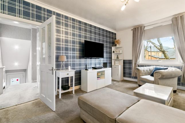 18, Erskine  View, Glasgow photo 3