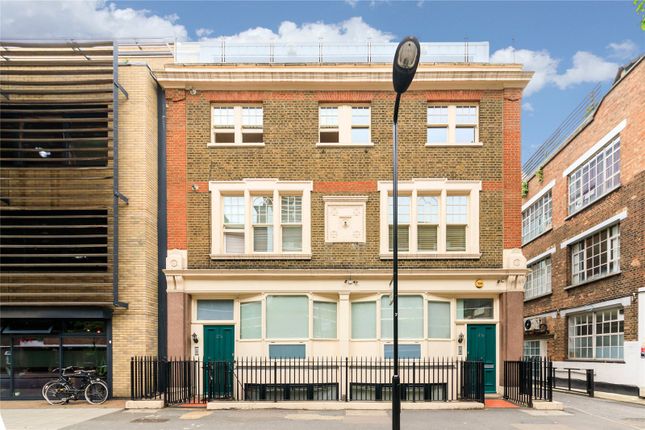 Flat to rent in Bevenden Street, Shoreditch, London