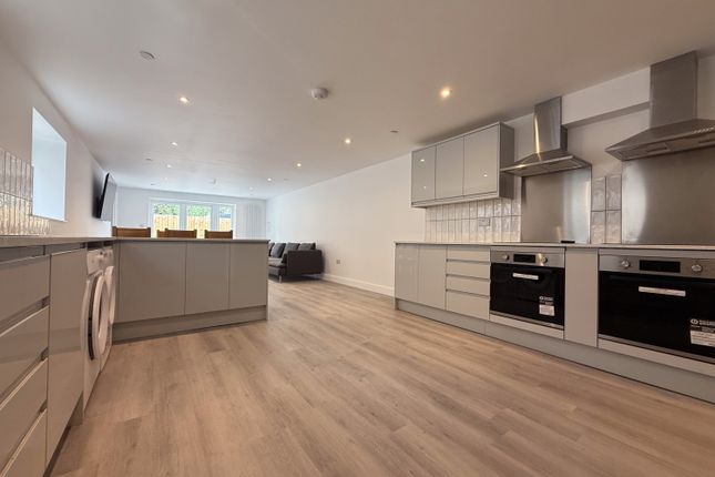 41, Wyeverne Road, Cardiff photo 2