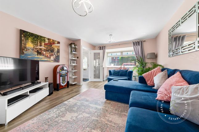 12, Bishop Hannon Drive, Cardiff photo 3