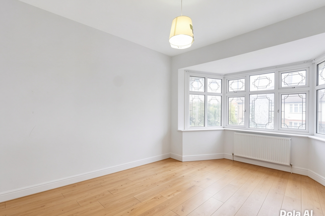 94, York Road, Edmonton photo 3