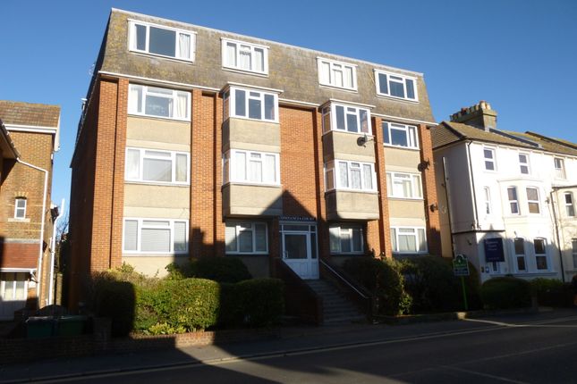 Thumbnail Flat to rent in Cheriton Road, Folkestone, Kent