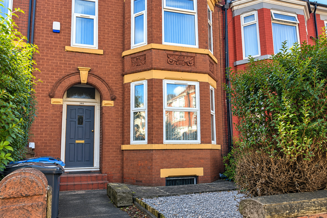 Ground floor (Front Room), 394 , Moss Lane, Manchester photo 2